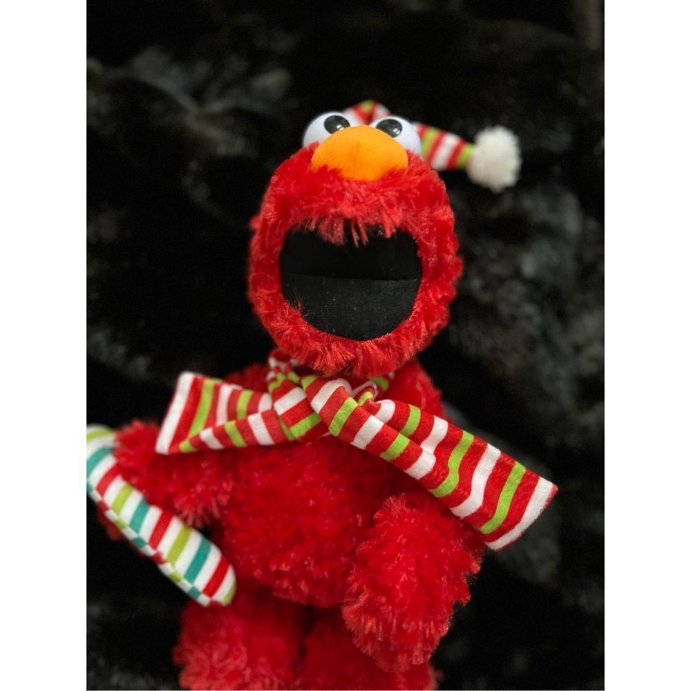 13.5” Plush Elmo Singing Dancing animated Christmas Side Stepper